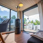 Wohlfuehloase Hausboot Redwine Woma *